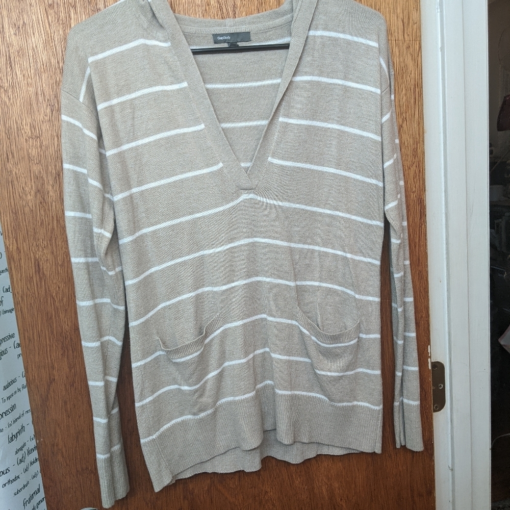 Soft Hooded Gap Body Sweater